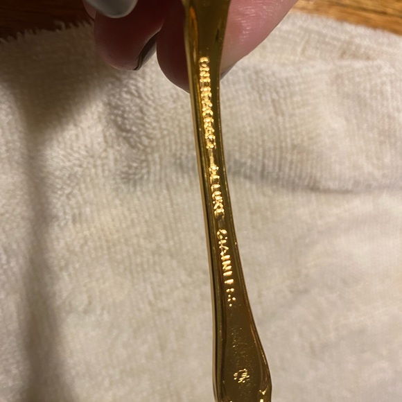 Vintage Oneida Golden Chateau flatware - Picture 11 of 15